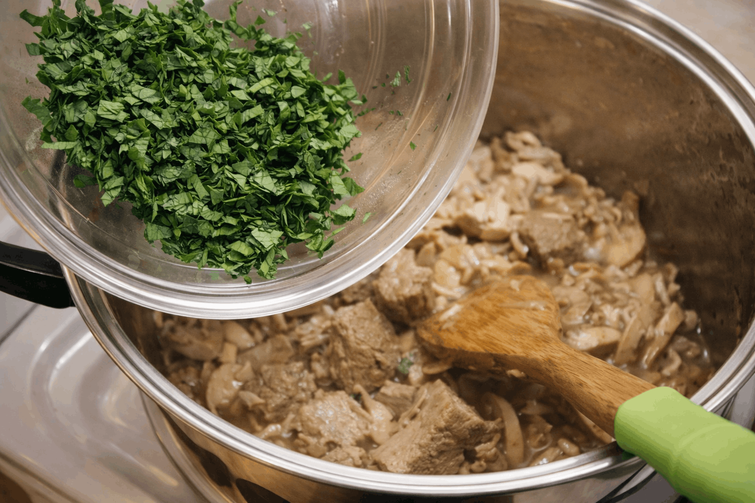 Свинско с джоджен, ориз и гъби-Стъпка-6105